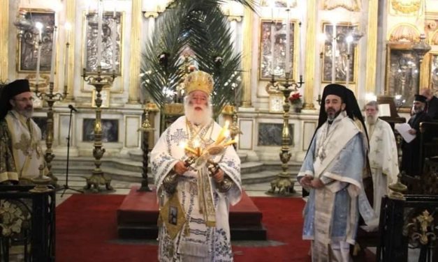البابا ثيودروس يحتفل بعيد الظهور الإلهي في الإسكندرية