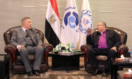 الدكتور القس أندريه زكي يستقبل رئيس المحكمة الدستورية للتهنئة بعيد الميلاد المجيد