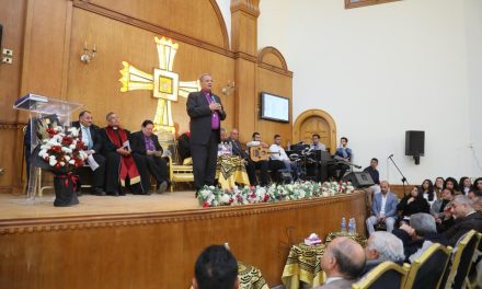 رئيس الإنجيلية في زيارة رعوية بالمنيا