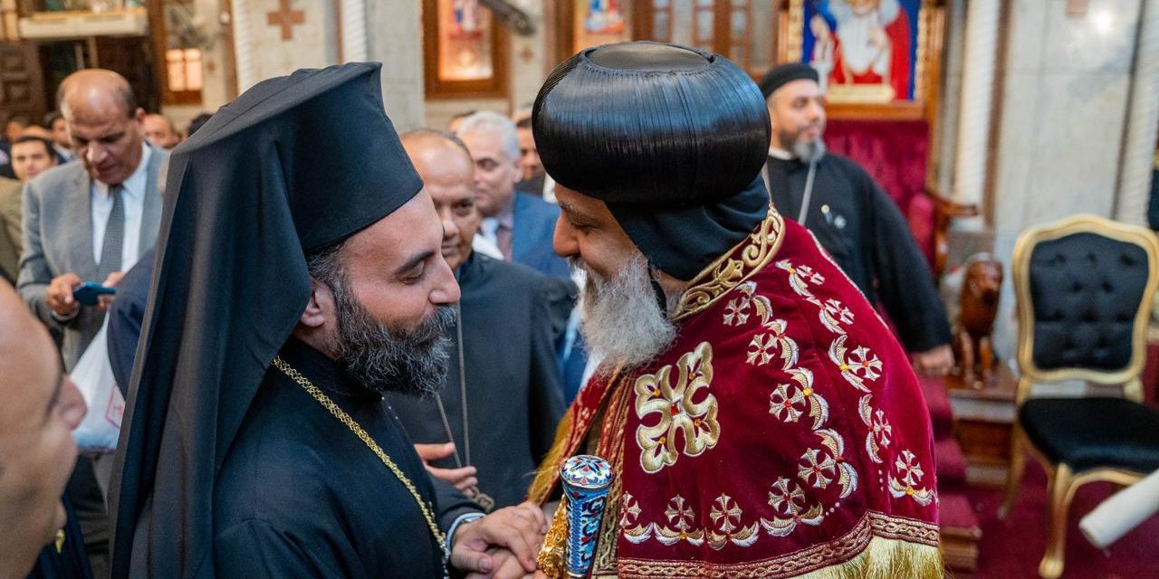 الأرشمندريت ذمسكينوس الأزرعي يحضر حفل تجليس الأنبا ميخائيل على أبرشية حلوان