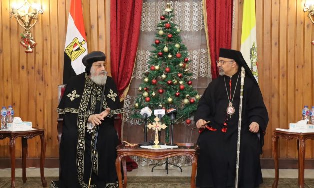 قداسة البابا تواضروس يهنئ الكنيسة الكاثوليكية بعيد الميلاد