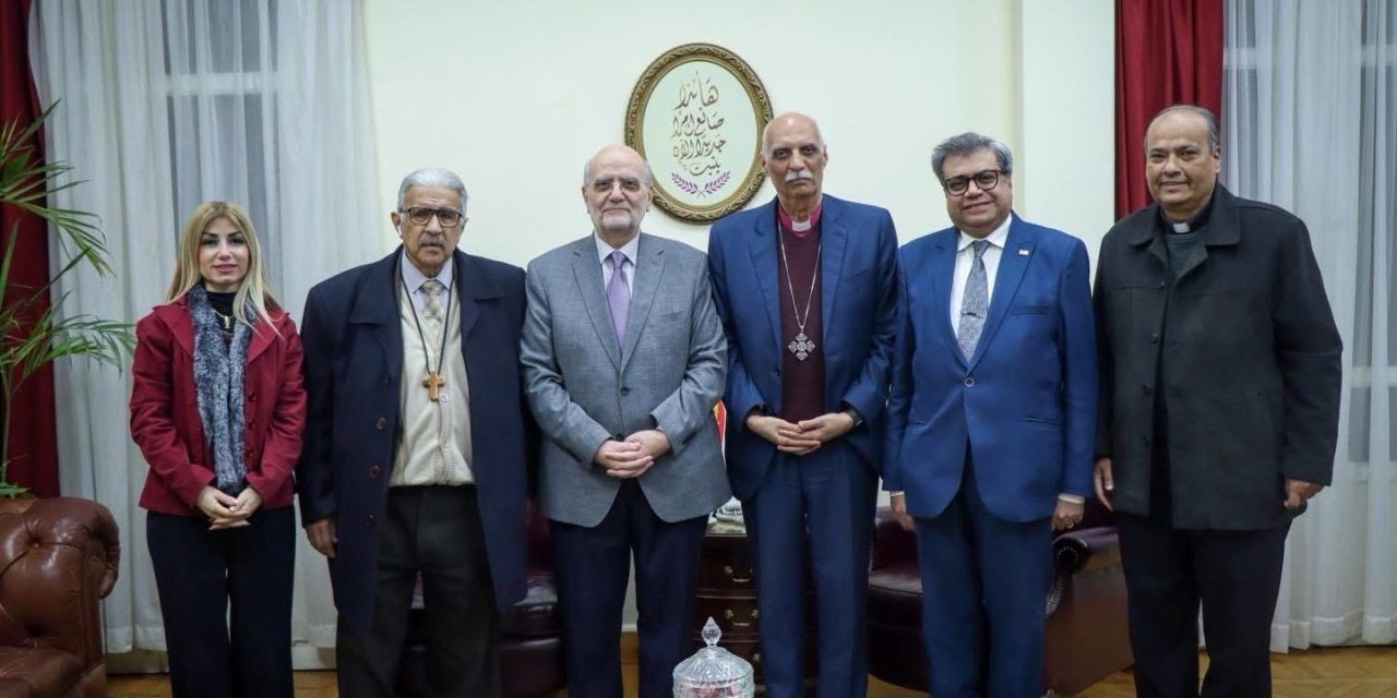 رئيس أساقفة الكنيسة الأسقفية يستقبل أمين عام مجلس كنائس الشرق الأوسط لتعزيز العمل المسكوني والخدمة المشتركة