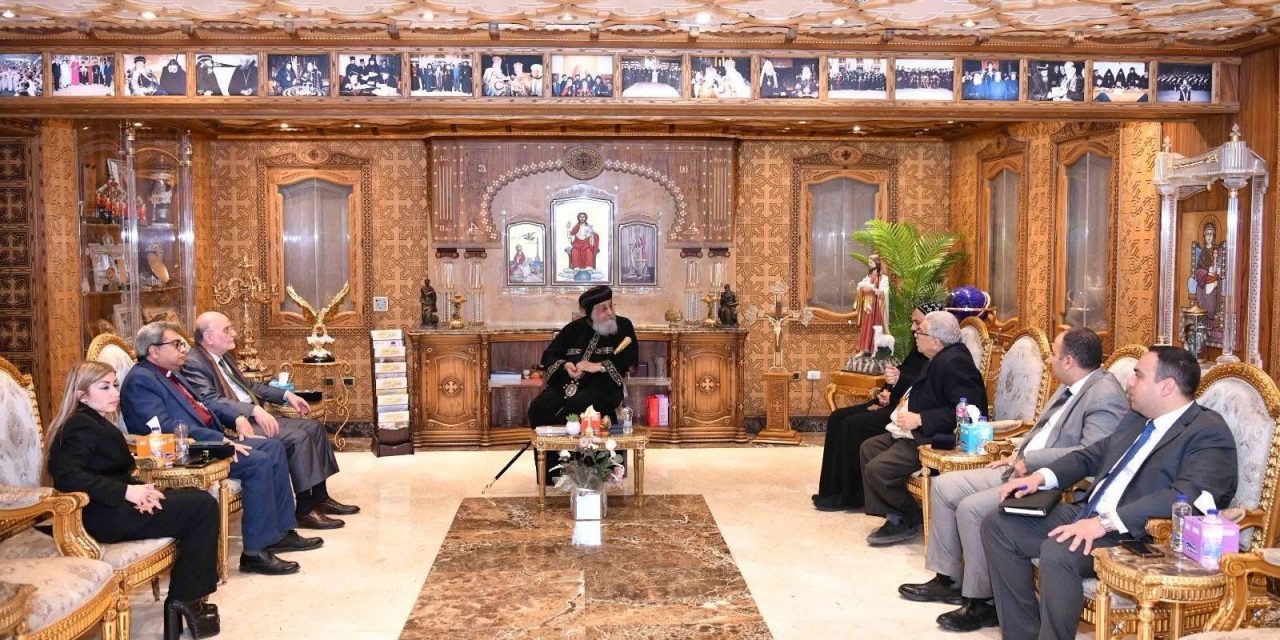قداسة البابا تواضروس يستقبل الأمين العام لمجلس كنائس الشرق الأوسط